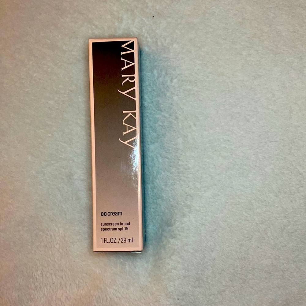 💗 CC Cream 💗 very light